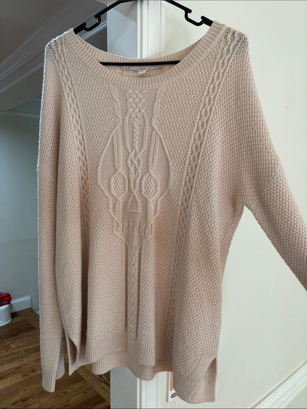 Chelsea and violet Women's Cable Knit Crewneck Sweater - Cream